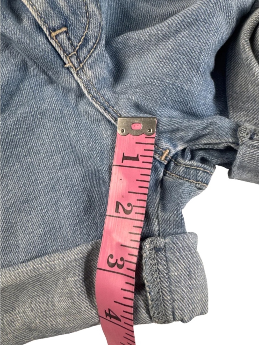 Gap Jeans Light Blue Denim Roll-Cuff Women's Shorts Size 27/4 - Picture 8 of 9